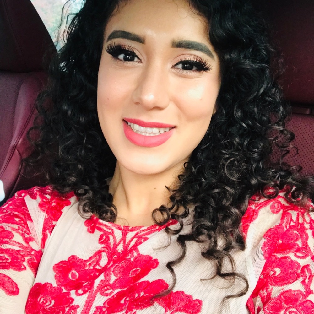 Meet your Posher, Vanessa